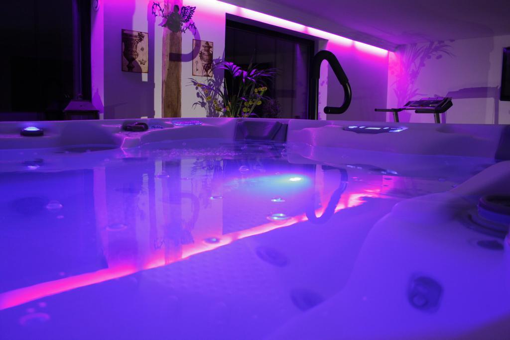 Le Bonheur A La Campagne Bed and Breakfast Lesmont Buitenkant foto