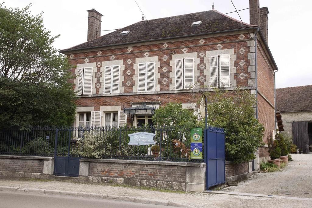 Le Bonheur A La Campagne Bed and Breakfast Lesmont Buitenkant foto